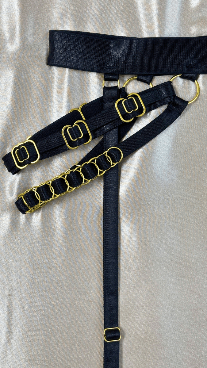 Gothic Punk Garter - TRÈS FOU OR SOMETHING
