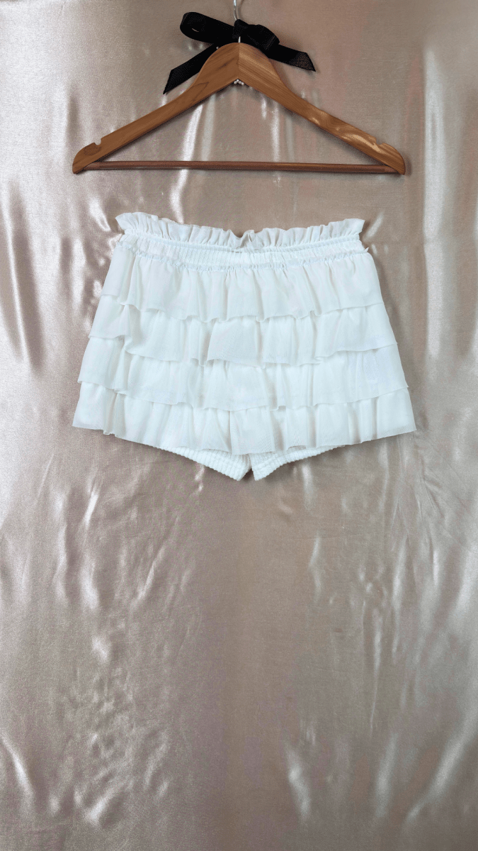 White Ruffles Skort - TRÈS FOU OR SOMETHING