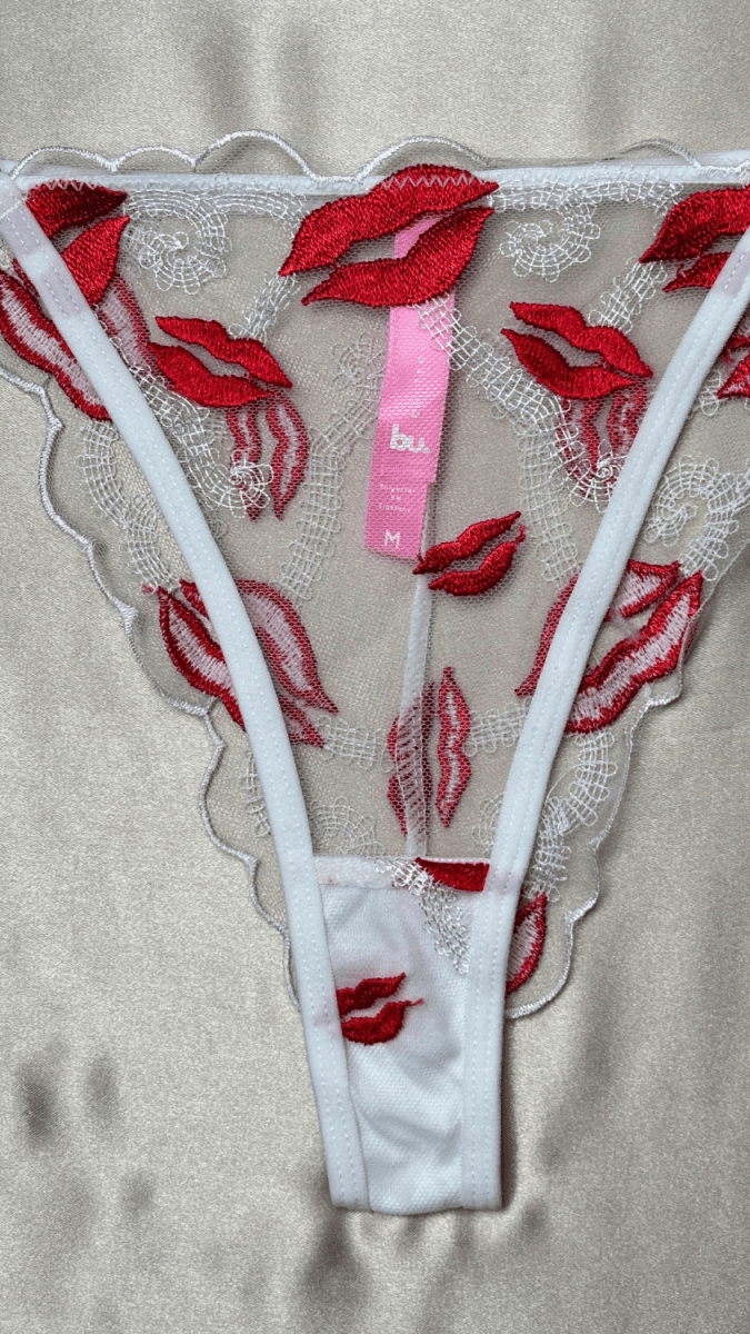 XOXO White Panty - TRÈS FOU OR SOMETHING