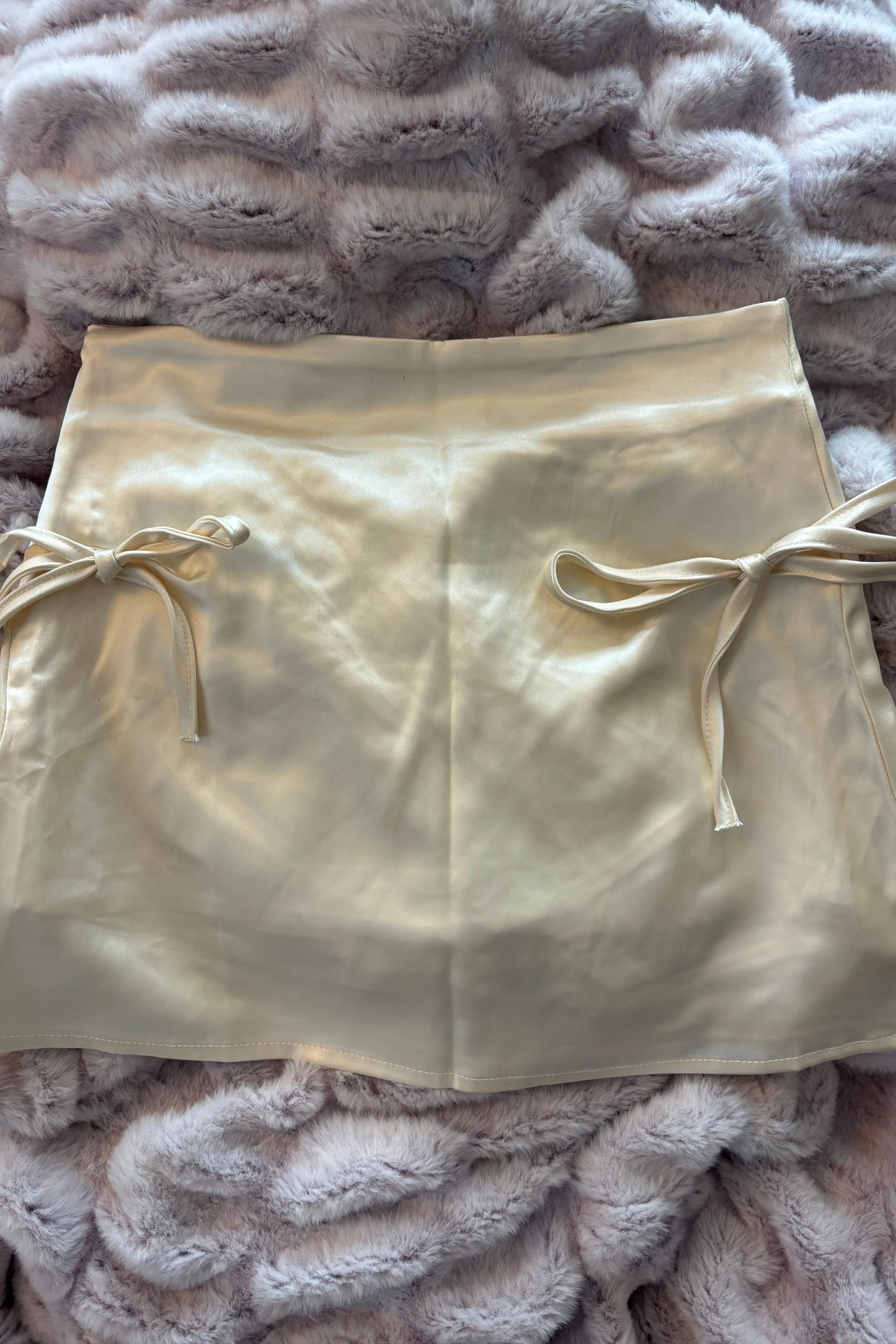 Dainty Bows Cream Satin Skirt Tres Fou Or Something