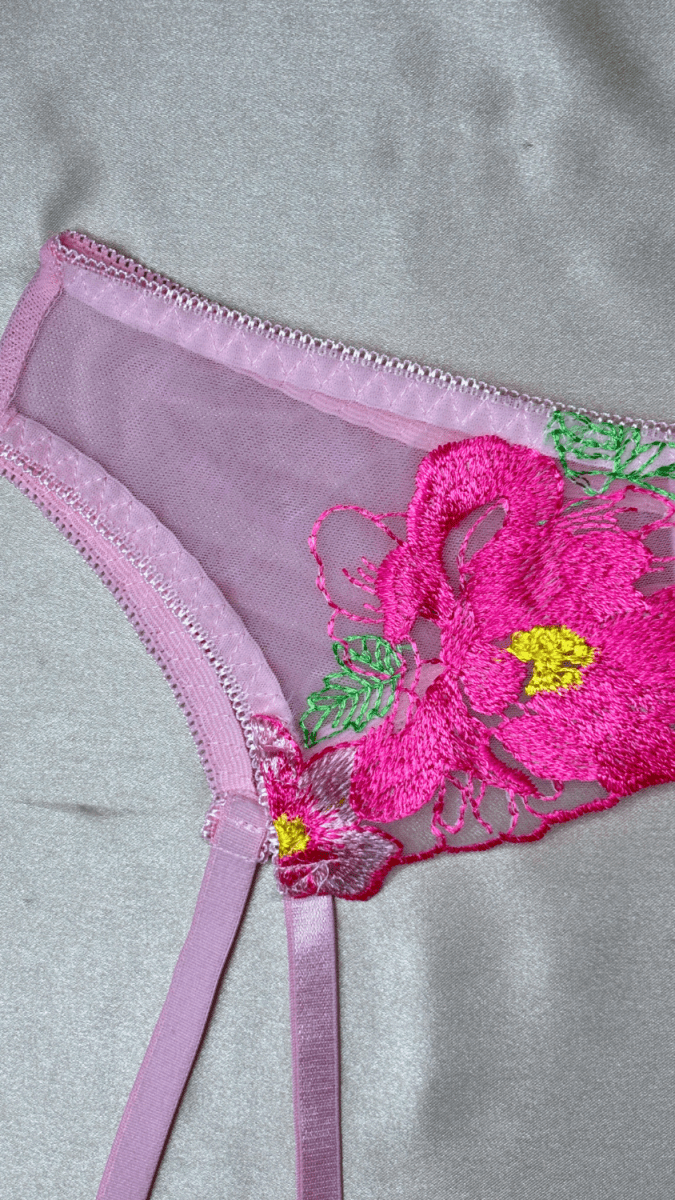 Eden Pink Garter Belt - TRÈS FOU OR SOMETHING