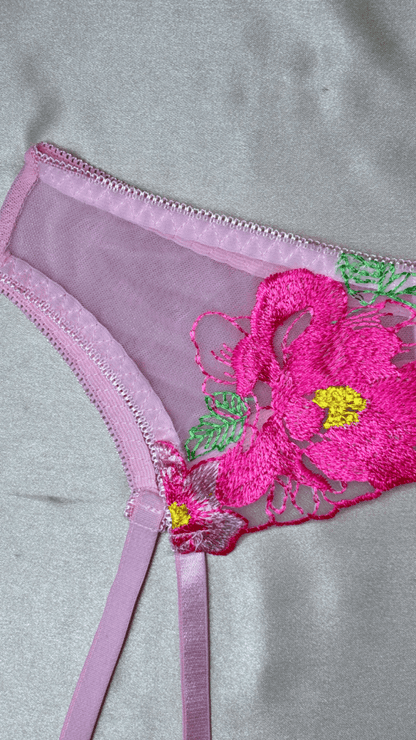 Eden Pink Garter Belt - TRÈS FOU OR SOMETHING