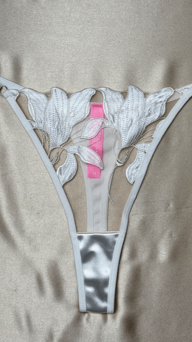 Elle White Panty - TRÈS FOU OR SOMETHING