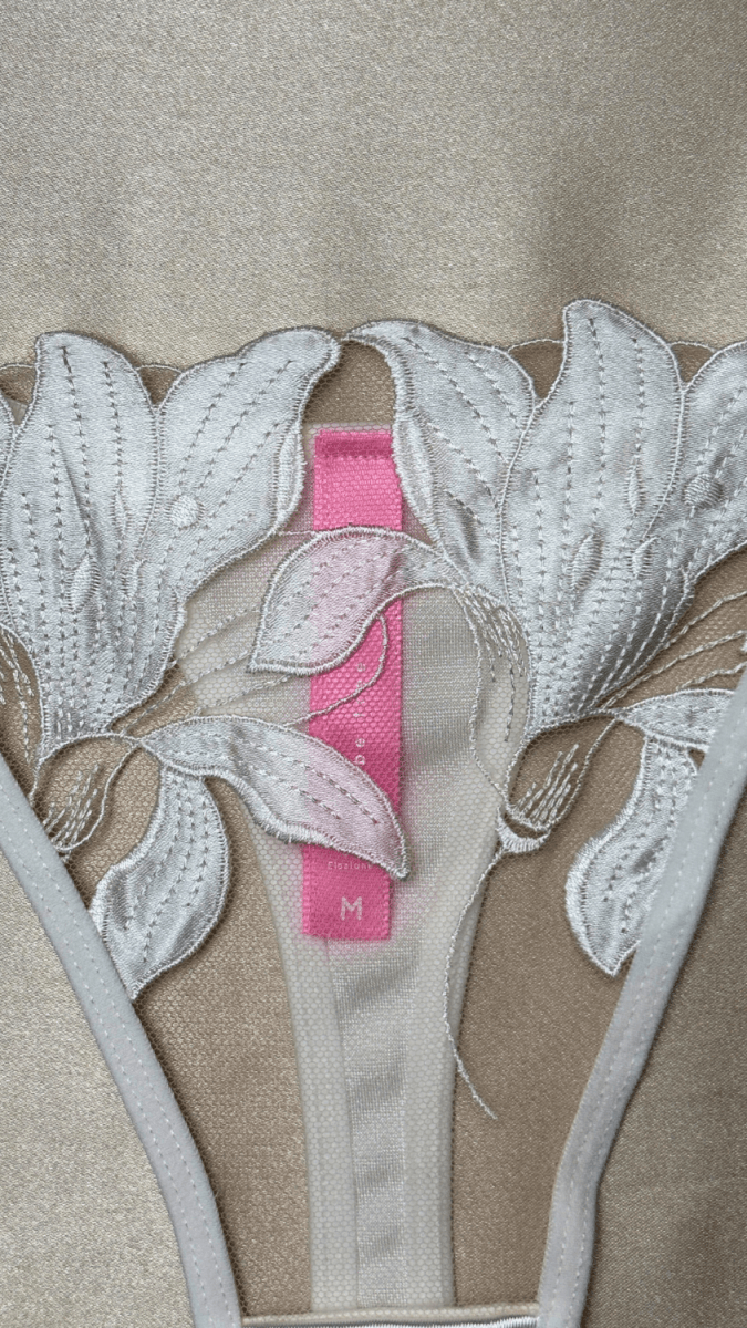 Elle White Panty - TRÈS FOU OR SOMETHING