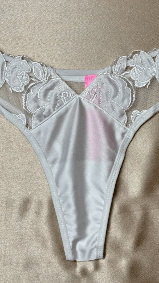 Joy White Panty - TRÈS FOU OR SOMETHING