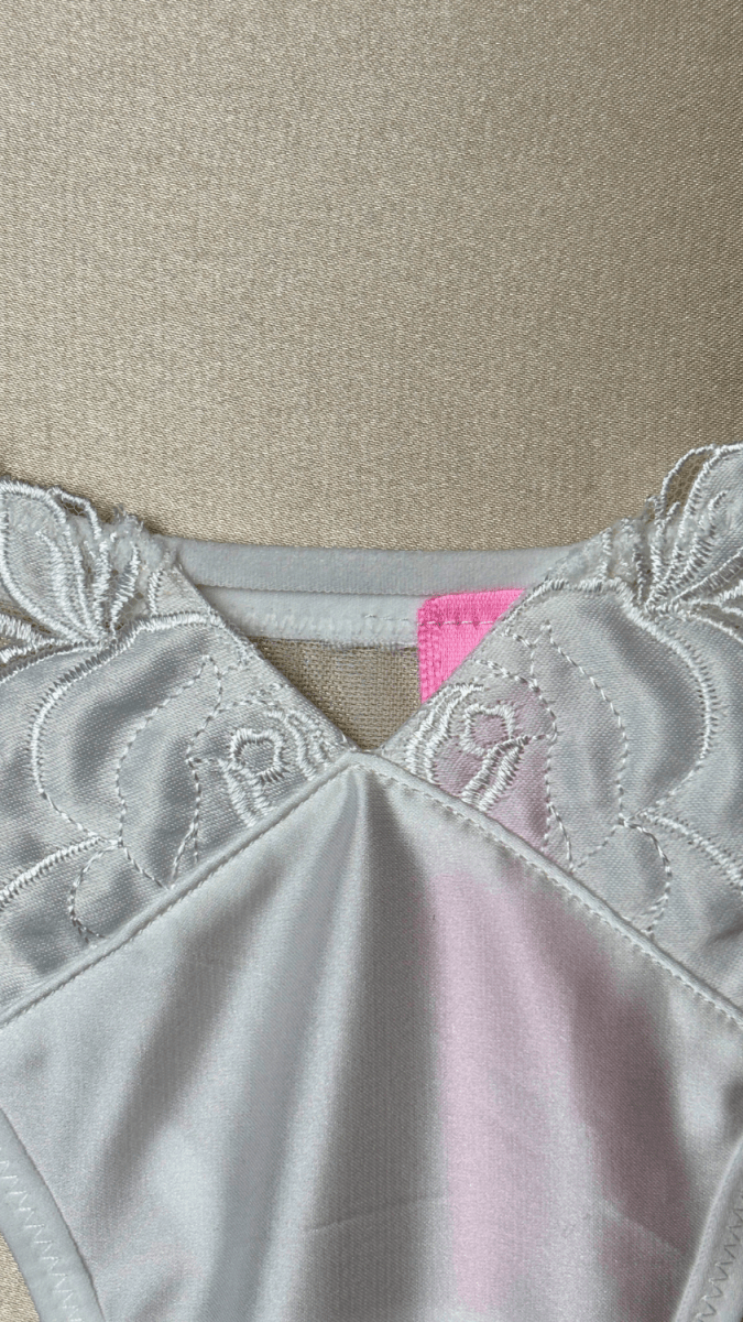 Joy White Panty - TRÈS FOU OR SOMETHING